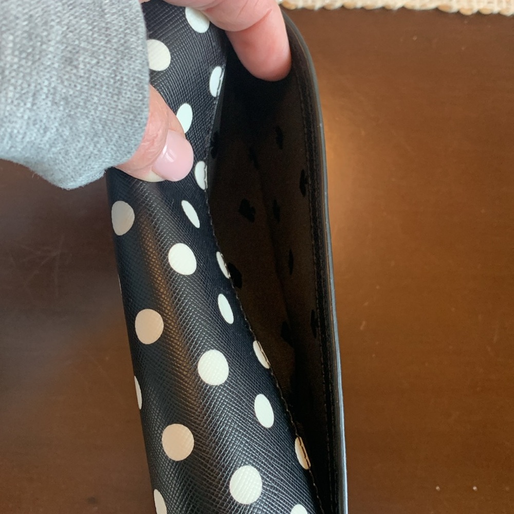 Kate Spade Cheers polka dot phone wristlet EUC - Picture 11 of 14